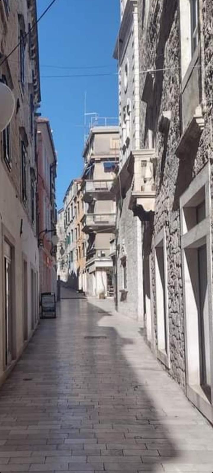 Appartement La Vita à Šibenik Extérieur photo
